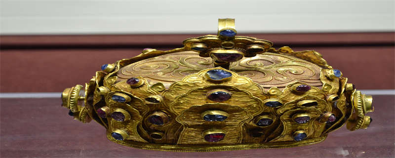 蓝宝石是蓝色吗