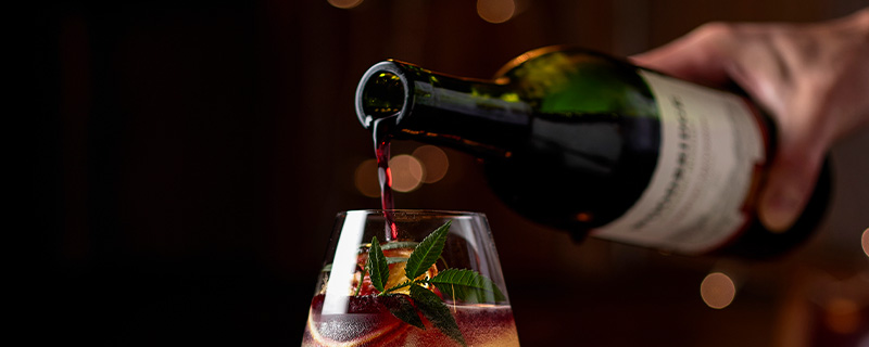 红酒盖为什么是木塞子