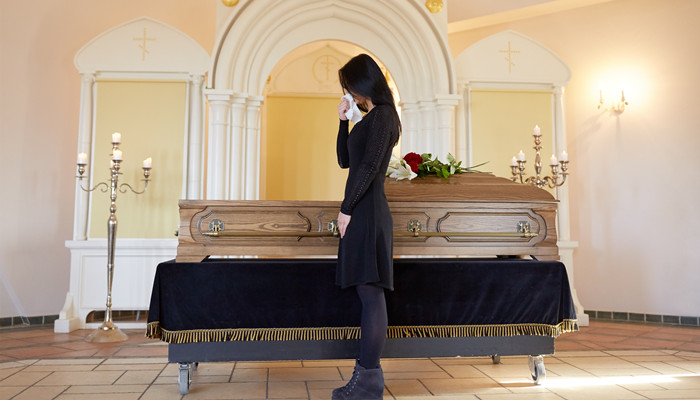 梦见朋友妈妈死了是什么意思